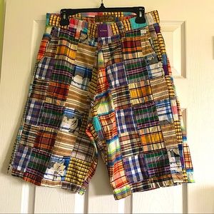 This is a very relax Siegfried Vintage shorts in a very good condition
